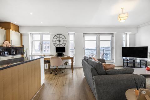 2 bedroom apartment for sale, Swan Street, London, SE1
