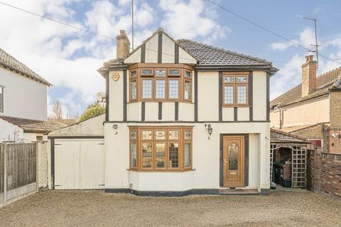 5 bedroom detached house for sale, Green Lane, Shepperton TW17