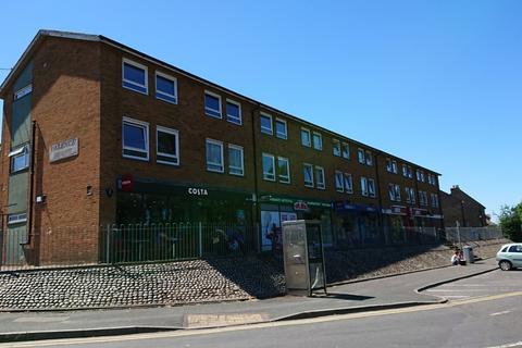 2 bedroom flat to rent, Valence House, Sutton Road, Maidstone, Kent, ME15 9AW