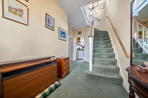 10 Kenley Walk, Cheam, Sutton, SM3 8ES