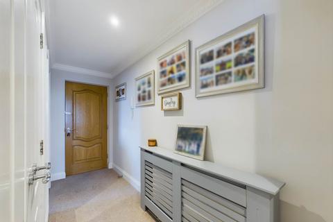 2 bedroom apartment for sale, St Clement