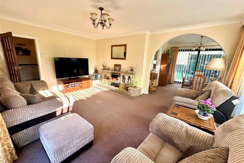 3 bedroom bungalow for sale, Christchurch Road, Ringwood, Hampshire, BH24