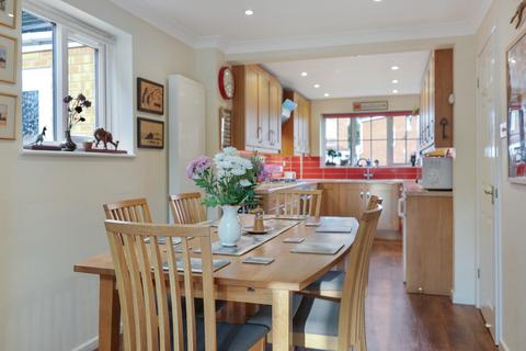 21 Weavers Field, Girton, Cambridge, CB3 0XB
