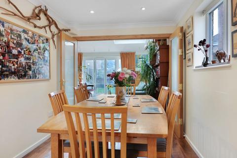 21 Weavers Field, Girton, Cambridge, CB3 0XB
