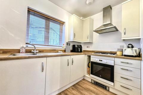 1 bedroom flat for sale, Centrifuge Way, Farnborough