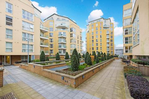 2 bedroom apartment to rent, Water Gardens Square, London SE16