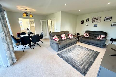 2 bedroom end of terrace house for sale, Royal Close, Christchurch BH23