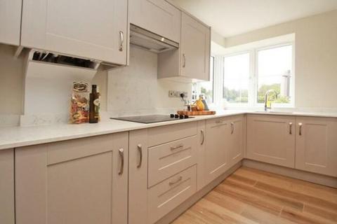 2 bedroom end of terrace house for sale, Royal Close, Christchurch BH23