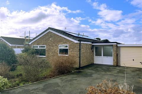 3 bedroom bungalow for sale, Dolgoch Walk, Tywyn, Gwynedd, LL36