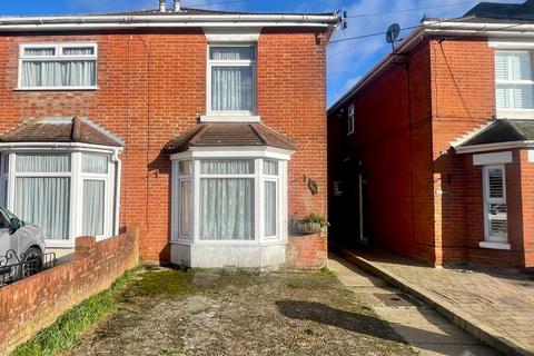 3 bedroom semi-detached house for sale, Woolston Road, Southampton SO31