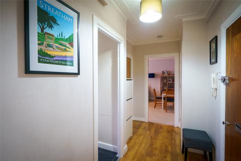 35 Corner Fielde, London, SW2 4TJ