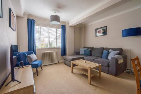 35 Corner Fielde, London, SW2 4TJ