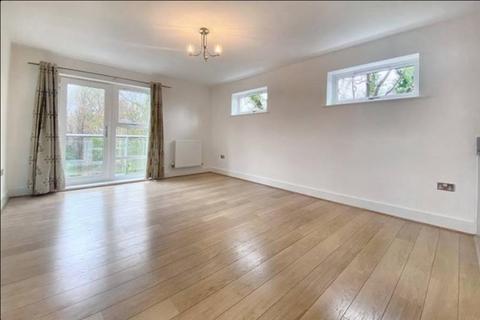 undefined, Imber Cross, Thames Ditton KT7