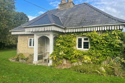 2 bedroom bungalow for sale, High Street, Hinton Waldrist, Faringdon, Oxfordshire, SN7
