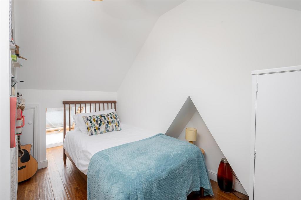 Bedroom/office