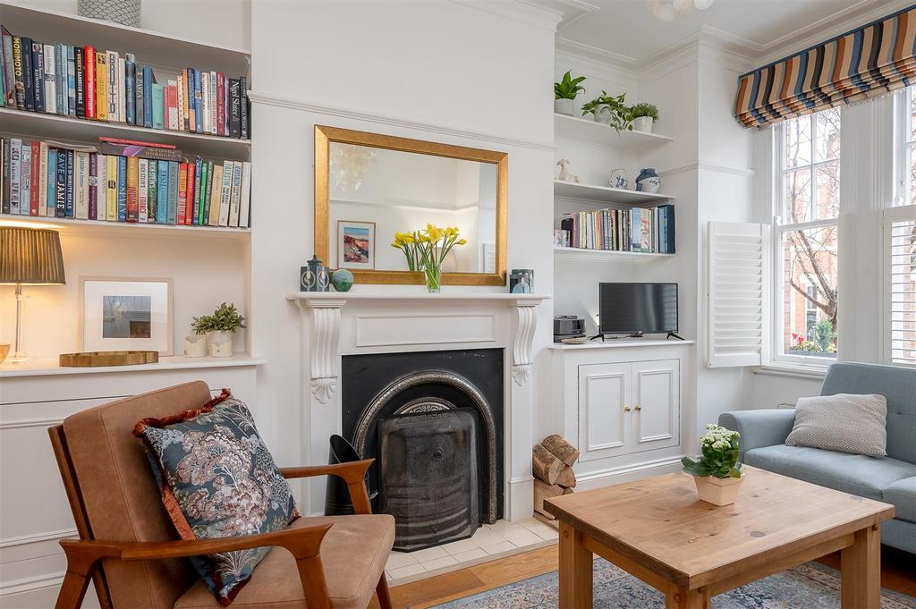Living dining