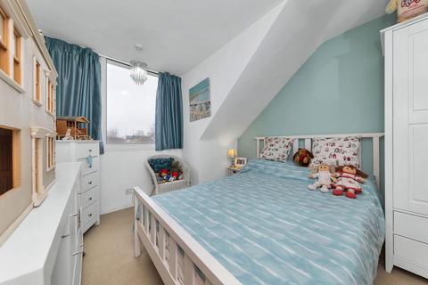 44 Beech Drive, St Ives, PE27 6UB