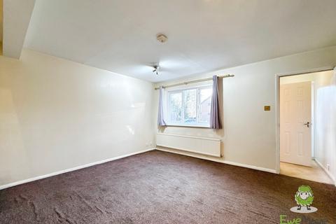 2 bedroom cluster house for sale, Thumwood, Chineham, Basingstoke, Hampshire, RG24