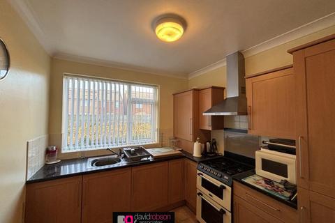 1 bedroom flat for sale, 123 Tunstall Avenue Byker Newcastle upon Tyne