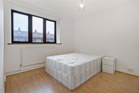 3 bedroom flat to rent, Purcell Street, London N1