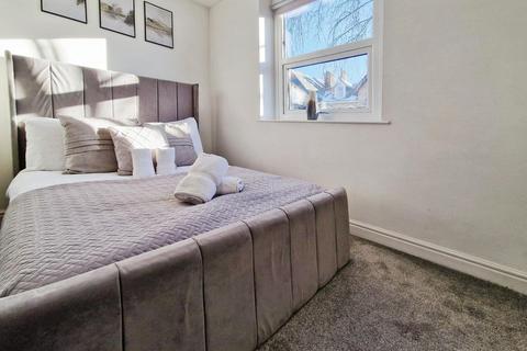 2 bedroom apartment for sale, Flat 3 75 East Parade, Harrogate, HG1 5LP