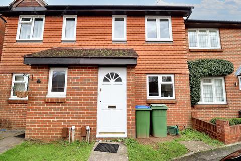 2 bedroom terraced house for sale, Shaw Drive, Walton-on-Thames KT12