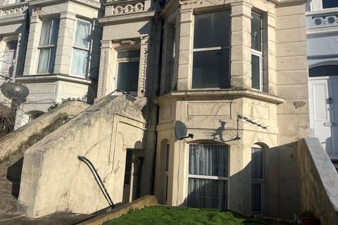 1 bedroom flat to rent, Kenilworth Road, St Leonards on Sea