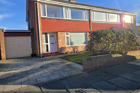 3 bedroom semi-detached house for sale, Highcross Road, North Shields, Tyne and Wear, NE30 3JG