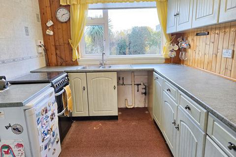 3 bedroom semi-detached house for sale, Highcross Road, North Shields, Tyne and Wear, NE30 3JG