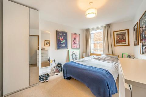 2 bedroom flat to rent, Gunmakers Lane, London E3