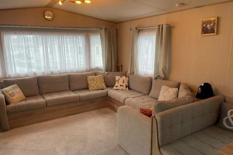 3 bedroom static caravan for sale, Carlton Meres Holiday Park, , Carlton IP17