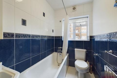 2 bedroom flat to rent, Herga Court, Sudbury Hill, Harrow on the Hill