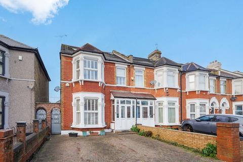 4 bedroom terraced house for sale, Ilford IG3