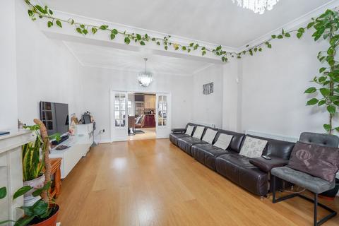 4 bedroom terraced house for sale, Ilford IG3