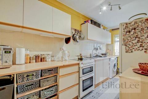 120a The Fairway, Northolt, UB5 4SW
