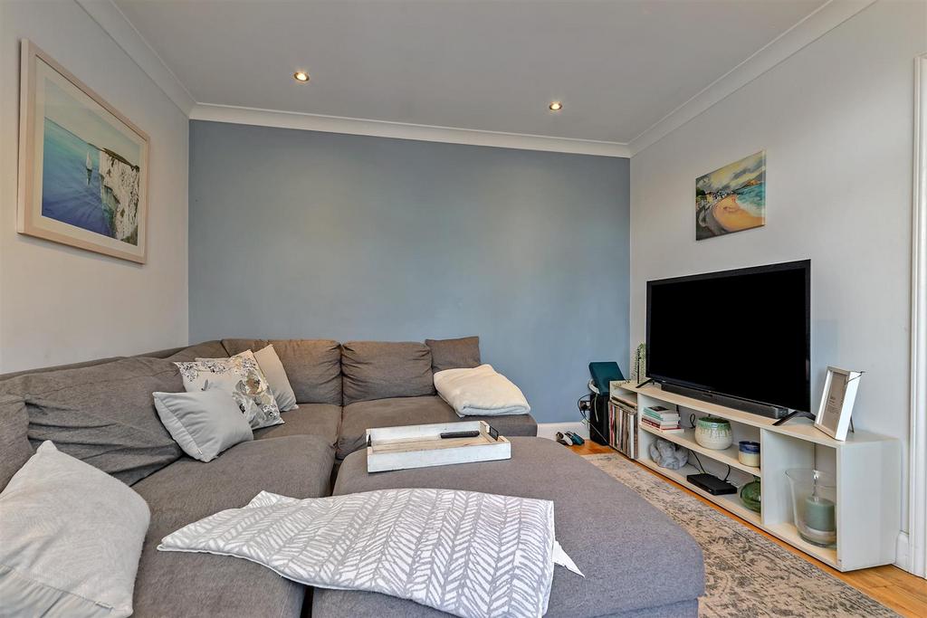 101 St Albans Road-18.jpg