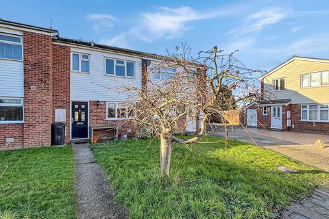 3 bedroom terraced house for sale, Dale Close , Elmstead Market, Colchester, CO7