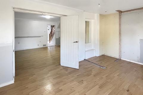 3 bedroom terraced house for sale, Dale Close , Elmstead Market, Colchester, CO7