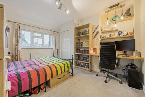 3 bedroom maisonette for sale, Osborne Road, Berkshire RG40