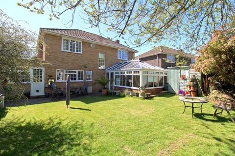 4 bedroom detached house for sale, Harison Road, Seaford