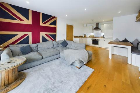 1 bedroom apartment for sale, Grover House , The Embankment, Hemel Hempstead