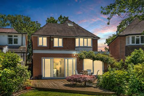 4 bedroom detached house for sale, Wadleys Road, Solihull B91