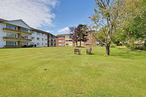 2 bedroom flat for sale, Birkdale, Bexhill-On-Sea