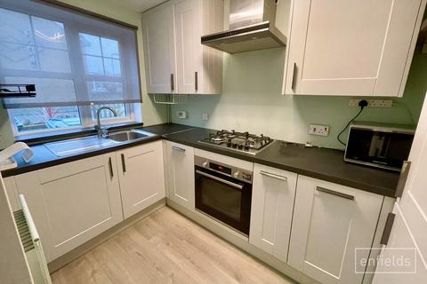 103 Barons Mead, Southampton, SO16 9TD