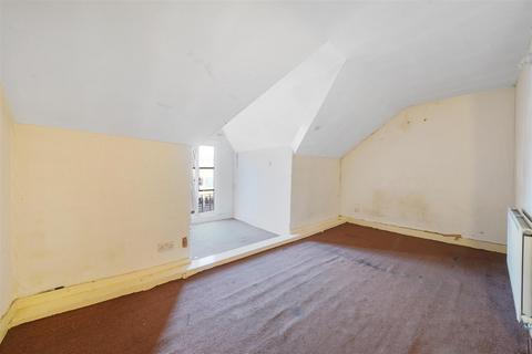 4 bedroom maisonette for sale, Lewisham High Street, Lewisham, SE13