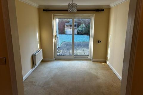 4 bedroom detached house to rent, Crabtree Walk, Broxbourne EN10