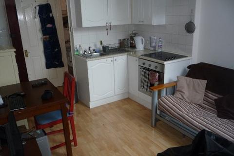 Manstone Road, Kilburn NW2