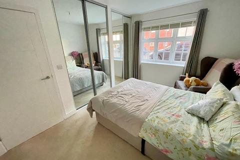 1 Armstrong Road, Luton, LU2 0FU