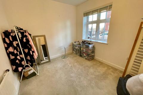 1 Armstrong Road, Luton, LU2 0FU