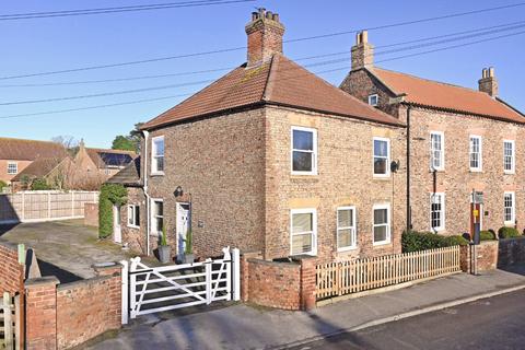 3 bedroom detached house for sale, Meltonby Lodge, Kelfield Road, Riccall, YO19